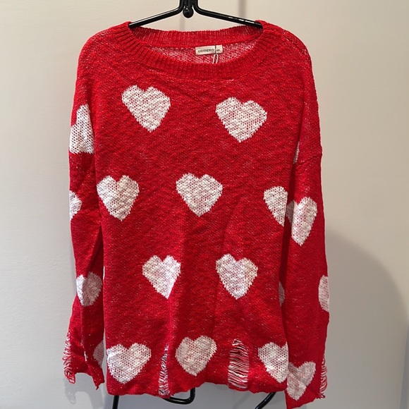 ❤️VALENTINES DAY NEW RED ALL OVER HEART DISTRESSED SWEATER - Picture 7 of 15